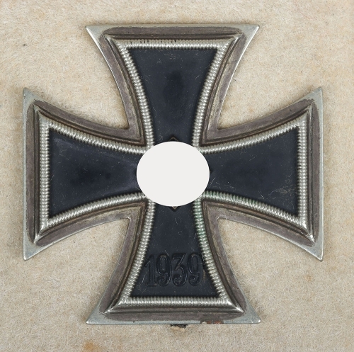 1939 Cased Iron Cross 1st Class by Wilhelm Deumer, Ludenscheid