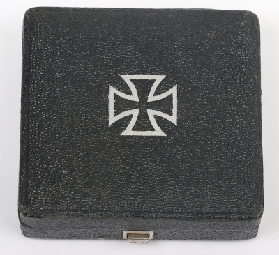 1939 Cased Iron Cross 1st Class by Wilhelm Deumer, Ludenscheid - 4