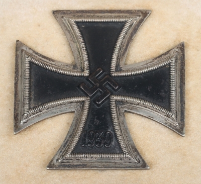 1939 Cased Iron Cross 1st Class by Steinhauer & L&uuml;ck, L&uuml;denscheid - 2