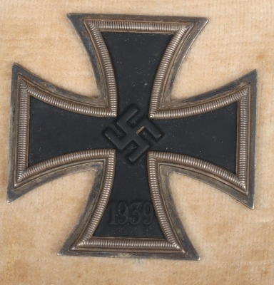 1939 Cased Iron Cross 1st Class by C.F. Zimmermann, Pforzheim - 2