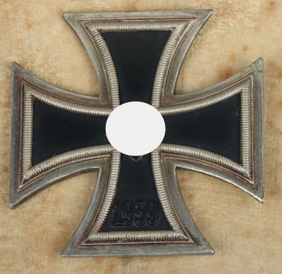 1939 Cased Iron Cross 1st Class by C.E. Juncker, Berlin
