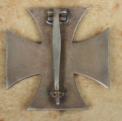 1939 Cased Iron Cross 1st Class by C.E. Juncker, Berlin - 3