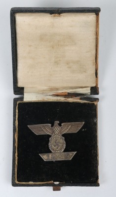 Cased 1939 Bar to the Iron Cross 1st Class by B.H. Mayer, Pforzheim - 2
