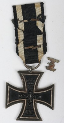 1939 Bar to the Iron Cross 2nd Class and 1914 Iron Cross 2nd Class Combination - 5