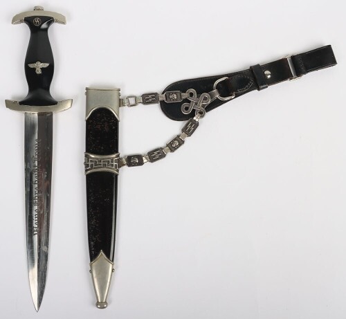 Third Reich SS (Schutzstaffel) Officers Chained Dress Dagger