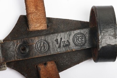 Third Reich SS (Schutzstaffel) Vertical Dagger Hanger - 4