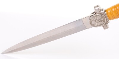 Third Reich Red Cross / Social Welfare Officers Dress Dagger - 10