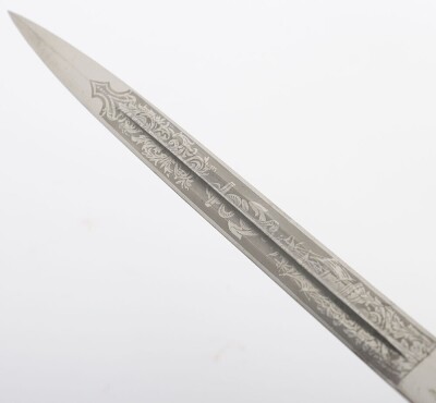WW2 German Kriegsmarine Officers Dress Dagger by F W Holler, Solingen, - 9
