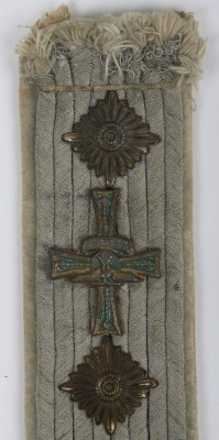 Single Wehrmacht Heer Hauptmann Tunic Shoulder Board with &ldquo;Stalingrad&rdquo; Cypher - 3