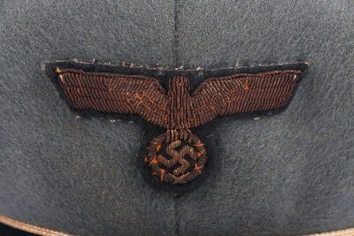 WW2 German Army Generals Peaked Cap Reputed to have Belonged to Generalleutnant Wilhelm-Francis Ochsner, Recipient of the Knights Cross of the Iron Cross, - 9