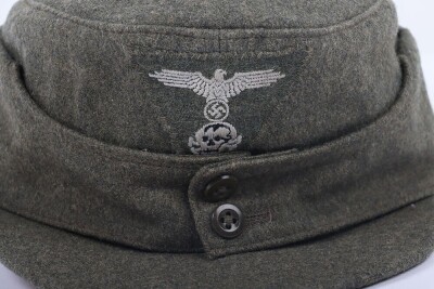 WW2 German Waffen SS M43 Field Cap, Late War 'Dachau' Example. - 4