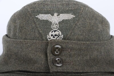 WW2 German Waffen SS M43 Field Cap, Late War 'Dachau' Example. - 6