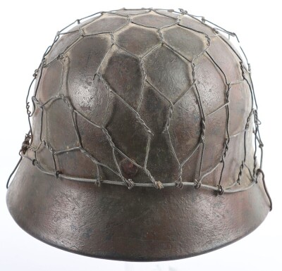 WW2 German Luftwaffe M40 Camouflaged Helmet with Wire Basket. - 7