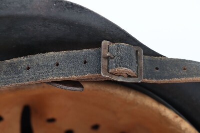 WW2 German Army (Heer) M42 Single Decal Steel Helmet. - 11