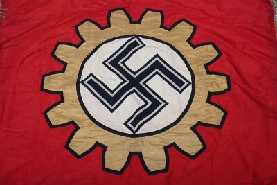 Third Reich Deutsche Arbeitsfront (D.A.F) Exemplary Factory / Honour Flag - 13
