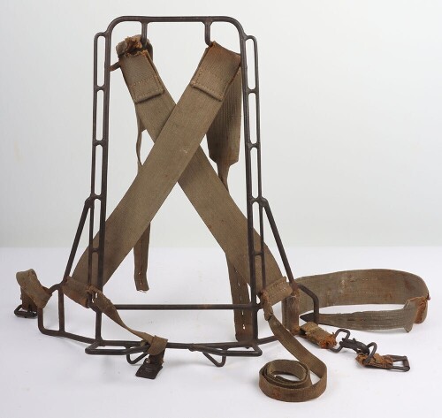 WW2 German 'Tragegestell' M43 Equipment carry frame.