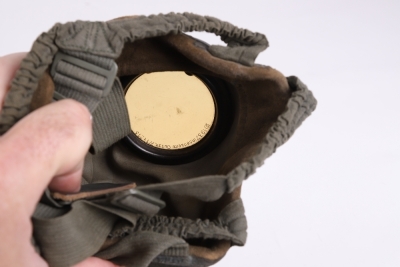 WW2 German Armed Forces Combat Gas Mask in Canister - 7
