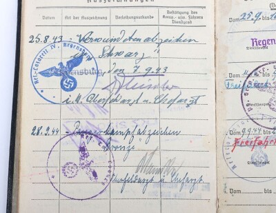WW2 German Soldbuch Grouping to Gefr. Karl Becker, Festungs-Bataillon 923 and later Panzergrenadier-Regiment 12 - 8