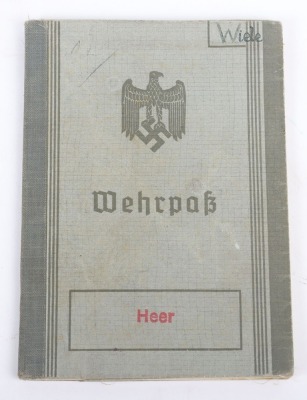 WW2 German Wehrpass to Uffz. Heinrich Wiele, Flak-Btl. 605, later service in Afrika - 2