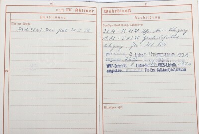 WW2 German Wehrpass to Uffz. Heinrich Wiele, Flak-Btl. 605, later service in Afrika - 10