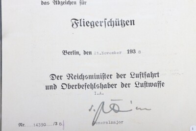 Luftwaffe Award Document Grouping to Uffz. P. Pawlik, Air Gunner of 1.(F)/124 - 4