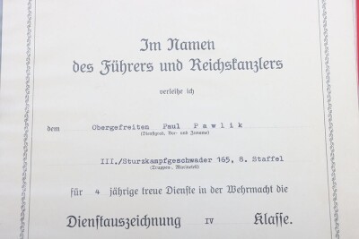 Luftwaffe Award Document Grouping to Uffz. P. Pawlik, Air Gunner of 1.(F)/124 - 17