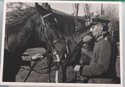 Interesting Grouping of Private Photographs from Generaloberst Frhr von Weichs Inspecting a Command Post and Hospital on the Eastern Front - 6