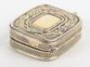 A charming George III silver gilt vinaigrette, John Thropp, Birmingham 1814 - 3
