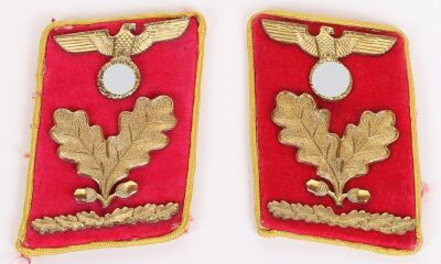 Third Reich NSDAP Reich Oberbereichsleiter Tunic Collar Patches.