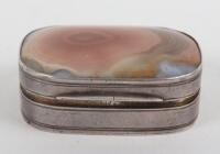 A Georgian silver and agate vinaigrette, Scottish