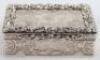 A Victorian heavy silver snuff box, Charles Rawlings & William Summers, London 1845 - 3