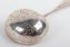 A Russian silver tea strainer, R. Veyde Moscow 1891 - 5