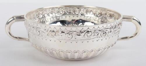 A Victorian silver porringer, London 1889