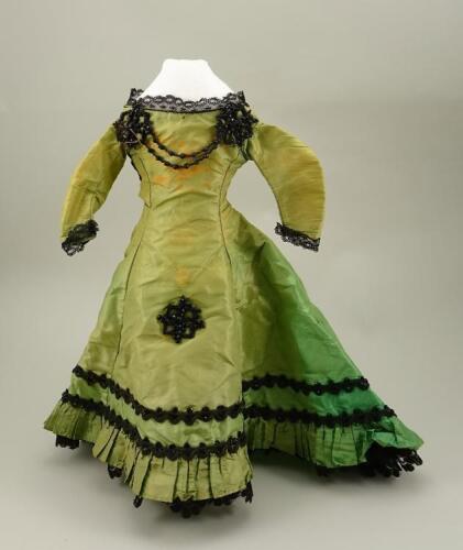 A good green silk fashion doll dress, French circa 1870,