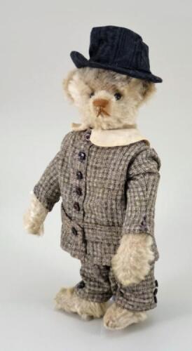 Small white mohair Steiff Teddy Bear, German circa 1909,