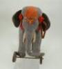 A good grey felt Schuco Roller Yes/No Elephant on wheels, German 1920s, - 3