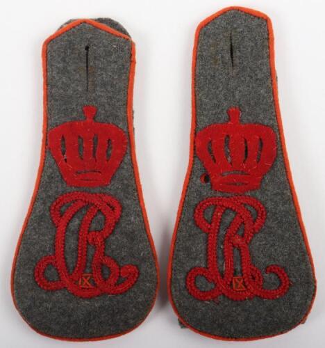 Rare Matched Pair of WW1 German Thuringisches Uhlan-Regiment Nr 6 Shoulder Straps