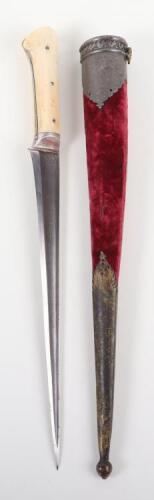 ^ Indian Dagger Kard, 19th Century