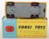 Corgi Toys 221 “Chevrolet” New York Taxi Cab - 5