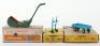 Dinky Toys 385 (107A) Five Sack Trucks, in trade box - 3