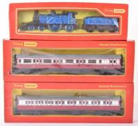 Hornby 00 Gauge R553/4 Caledonian 4-2-2 Loco & Tender