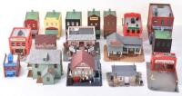 Collection of plastic 00/H0 kit build and unbuilt buildings