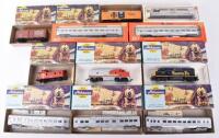 Athearn HO gauge boxed locomotive and coaches