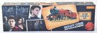 Hornby 00 Gauge R3082 Hogwarts Express locomotive and Tender