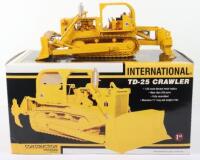 Construction Pioneers from First Gear a 1:25 scale Diecast model TD-25 Crawler