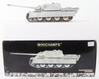 Minichamps 1:35 scale model Panzerkampfwagen V Jagdpanther Tank