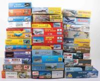 Collection of thirty-two 1:72 scale Military Aircraft model kits