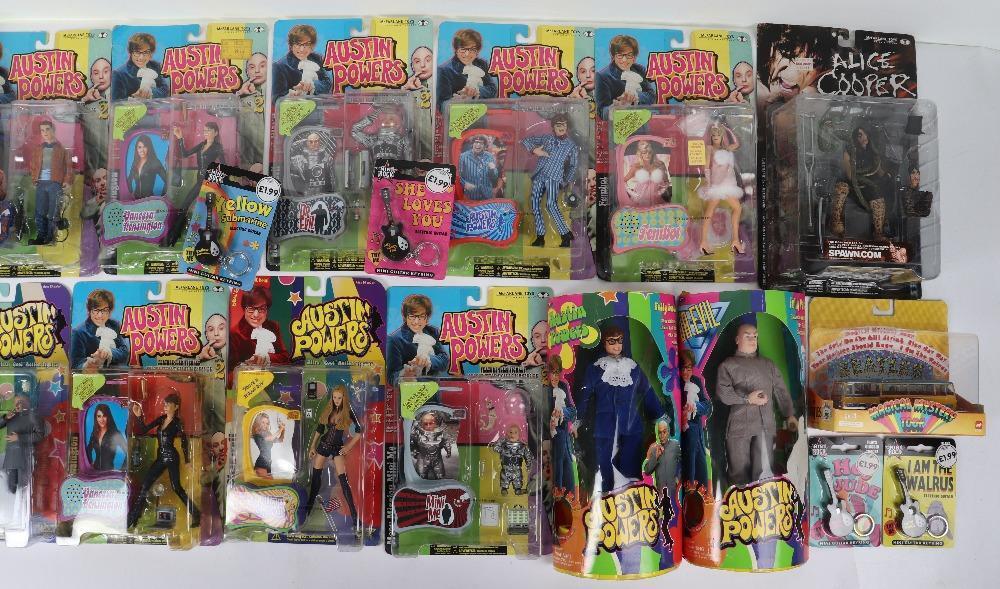 Austin Powers: Scott Evil figure 'A Trillion...' (McFarlane/1999) NM Austin Powers: Scott Evil figure 'A Trillion...' (McFarlane/1999) NM
