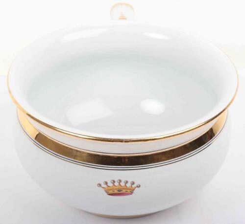 A Villeroy & Boch ceramic bowl,