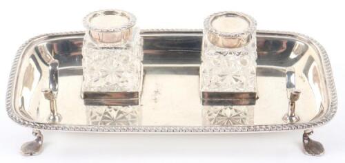 An early 20th century silver ink and pen stand, Hukin & Heath, Birmingham 1903